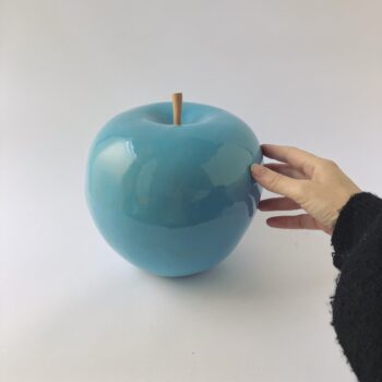 Ceci est une pomme • Mela celeste